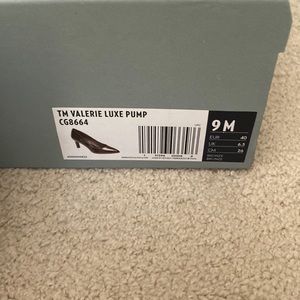 COPY - Rockport 3" heel